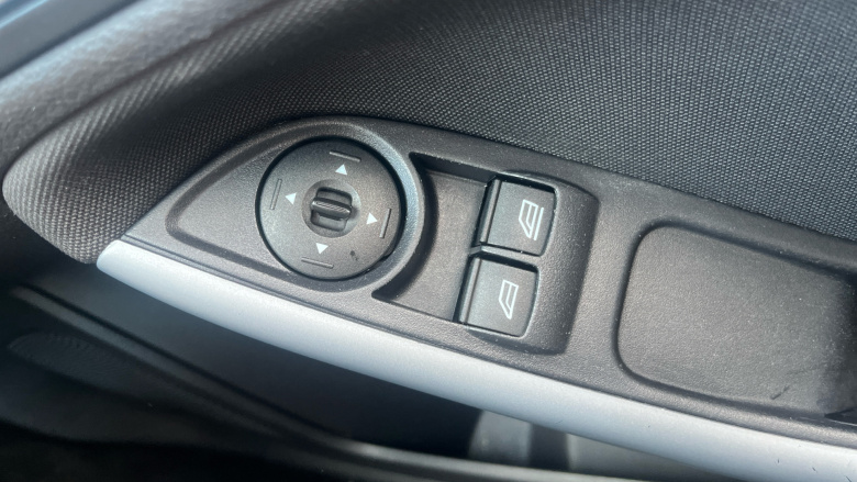 Ford Focus 1.0 EcoBoost 125 Zetec 5dr Petrol Hatchback